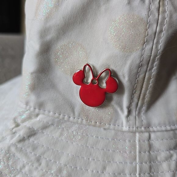 Disney Parks Women’s Minnie Bucket Hat Rain Sun Visor Red Pin White Polka Dots - Picture 2 of 5